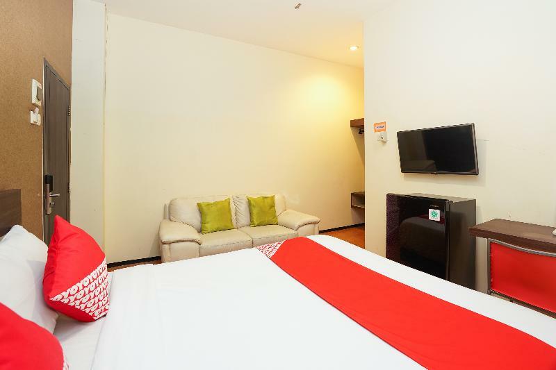 Oyo 275 Kita Hotel 2*