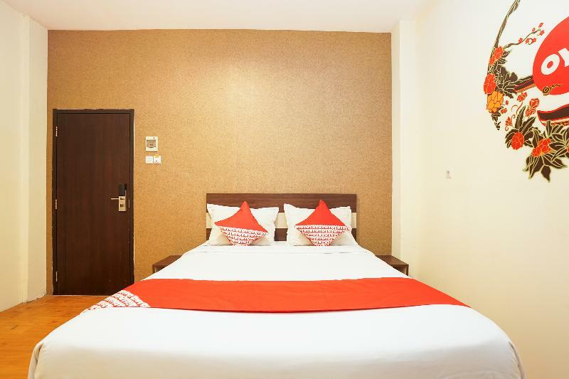 Oyo 275 Kita Hotel Surabaya